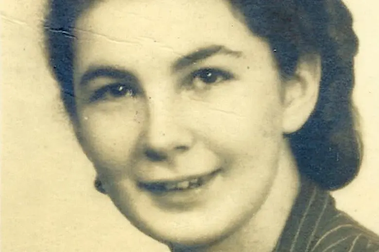 Gretel Beer as a young woman in Vienna